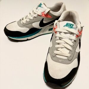 Nike Air Max Women’s Sneakers